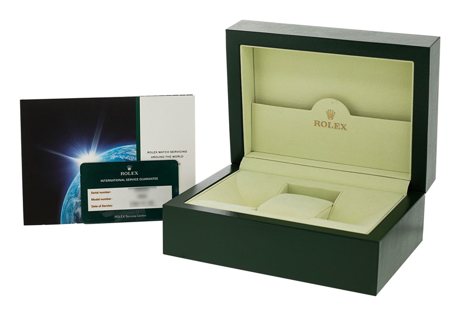 Rolex Submariner 16800 Image 4